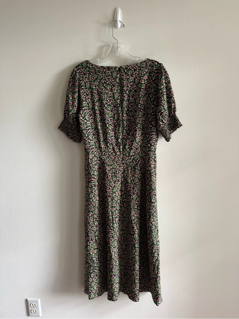 NWT J.Crew Smocked-Sleeve Midi Dress in Floral